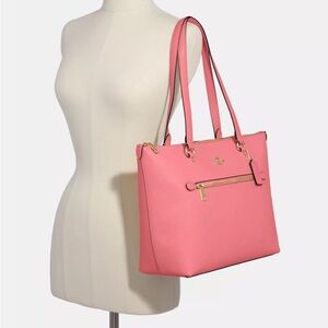 ❌SOLD❌Coach Gallery Tote Shoulder Bag In Pink Taffy
